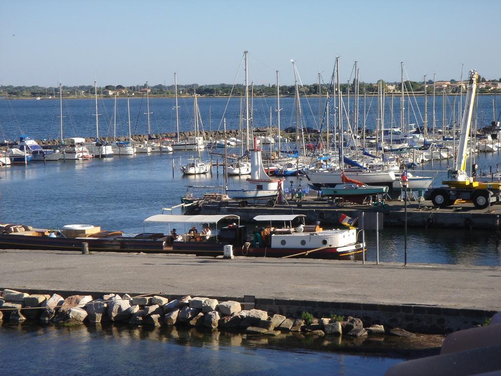 Ferienwohnung Port rive gauche Iona Marseillan  Exterior foto